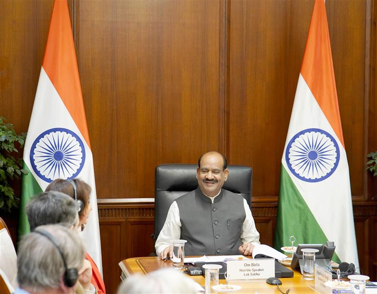 फ्रांस की सीनेट के 