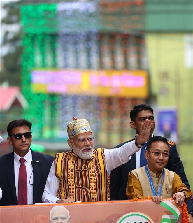 प्रधानमंत्री श्री नरेन्द्र मोदी का 27 अप्रैल, 2026 को सिक्किम के गंगटोक पहुंचने पर लोगों ने उत्साह के साथ स्वागत किया।
