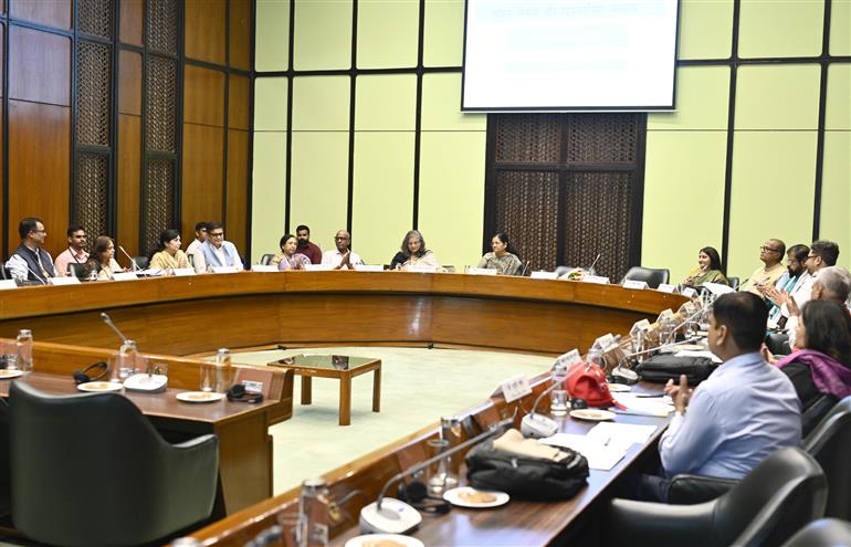 The Secretary, Ministry of Skill Development and Entrepreneurship, Smt. Debashree Mukherjee chaired the meeting of Hindi Advisory Committee of the Ministry of Skill Development and Entrepreneurship, in New Delhi on August 04, 2026.