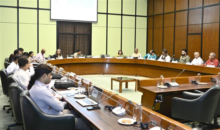 The Secretary, Ministry of Skill Development and Entrepreneurship, Smt. Debashree Mukherjee chaired the meeting of Hindi Advisory Committee of the Ministry of Skill Development and Entrepreneurship, in New Delhi on August 04, 2026.