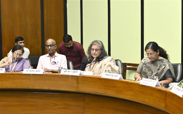 The Secretary, Ministry of Skill Development and Entrepreneurship, Smt. Debashree Mukherjee chaired the meeting of Hindi Advisory Committee of the Ministry of Skill Development and Entrepreneurship, in New Delhi on August 04, 2026.