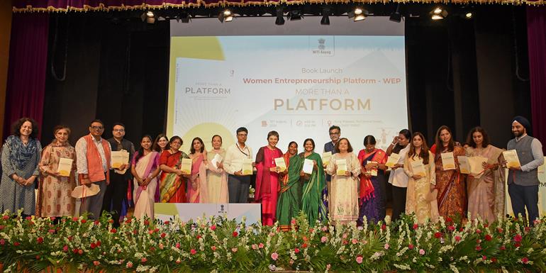 नई दिल्ली के संसद मार्ग स्थित रंग भवन में 10 अगस्त 2026 को नीति आयोग के वरिष्ठ अधिकारियों की उपस्थिति में आयोजित महिला उद्यमिता मंच (WEP) की पुस्तक ‘मोर दैन अ प्लेटफ़ॉर्म' के विमोचन कार्यक्रम की झलकियां।