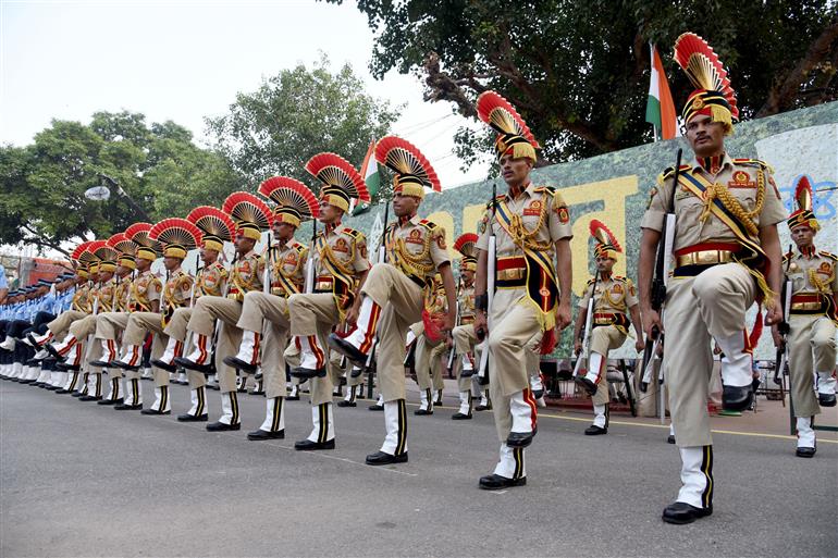 13 अगस्त, 2026 को दिल्ली के लाल किले में 80वें स्वतंत्रता दिवस समारोह की फुल ड्रेस रिहर्सल की झलकियाँ।