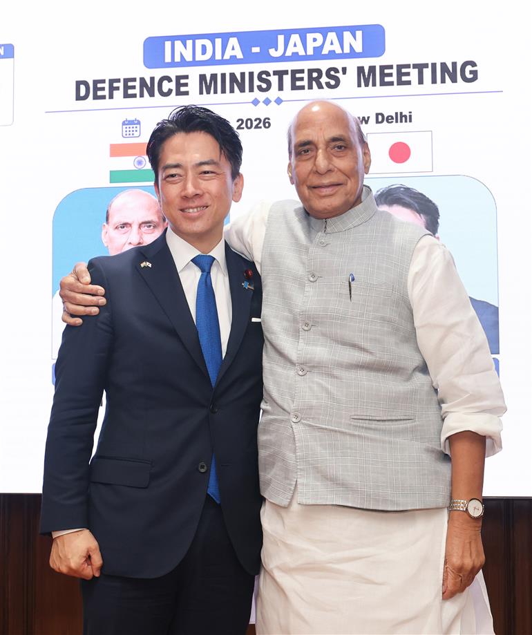 20 अगस्त 2026 को नई दिल्ली के मानेकशॉ सेंटर में केंद्रीय रक्षा मंत्री श्री राजनाथ सिंह और जापान के रक्षा मंत्री श्री शिंजिरो कोइज़ुमी के बीच हुई द्विपक्षीय बैठक की झलकियां।