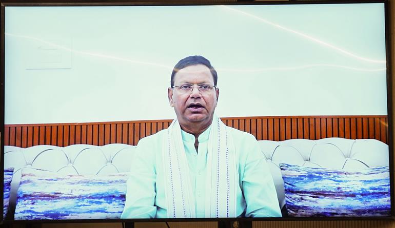 केंद्रीय वित्त राज्य मंत्री श्री पंकज चौधरी 20 अगस्त, 2026 को नई दिल्ली में वीडियो कॉन्फ्रेंसिंग के माध्यम से 21वें एसपीएमसीआईएल पुरस्कार समारोह को संबोधित करते हुए।
