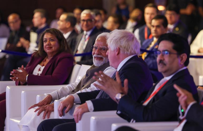 प्रधानमंत्री श्री नरेन्द्र मोदी 21 अगस्त, 2026 को नई दिल्ली में आयोजित इकोनॉमिक टाइम्स वर्ल्ड लीडर्स फोरम – 2026 में शामिल हुए।
