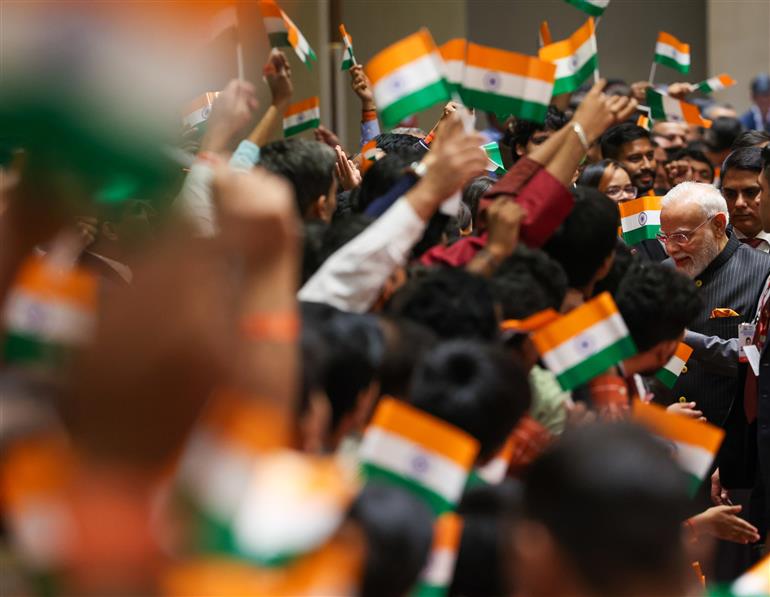 प्रधानमंत्री श्री नरेन्द्र मोदी का 29 अगस्त 2026 को उज्बेकिस्तान के ताशकंद में भारतीय समुदाय ने भव्य स्वागत किया।