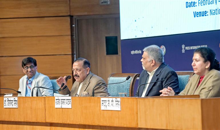 The Minister of State for Science & Technology (Independent Charge), Earth Sciences (Independent Charge), Prime Minister’s Office, Personnel, Public Grievances & Pensions, Atomic Energy and Space, Dr. Jitendra Singh addressing a Press Conference on launch of TDB (Technology Development Board) RDI First Call under the RDI (Research, Development, and Innovation) Fund at National Media Centre, in New Delhi on February 04, 2026.

