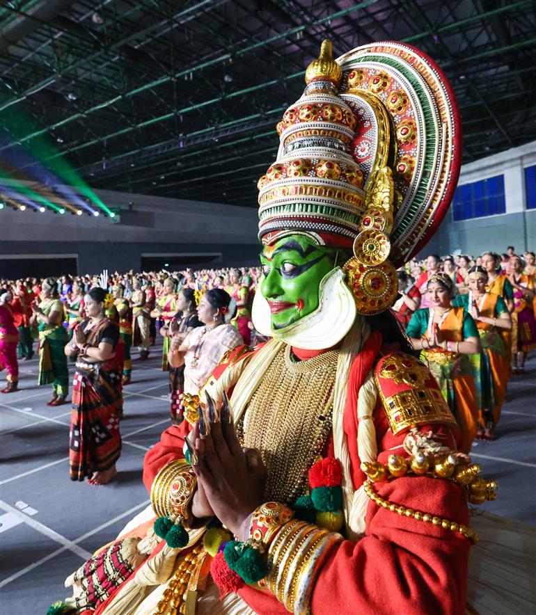 प्रधानमंत्री श्री नरेन्द्र मोदी ने 7 फरवरी 2026 को मलेशिया के कुआलालंपुर में भारतीय समुदाय द्वारा आयोजित कार्यक्रम में शिरकत की।:Prime Minister