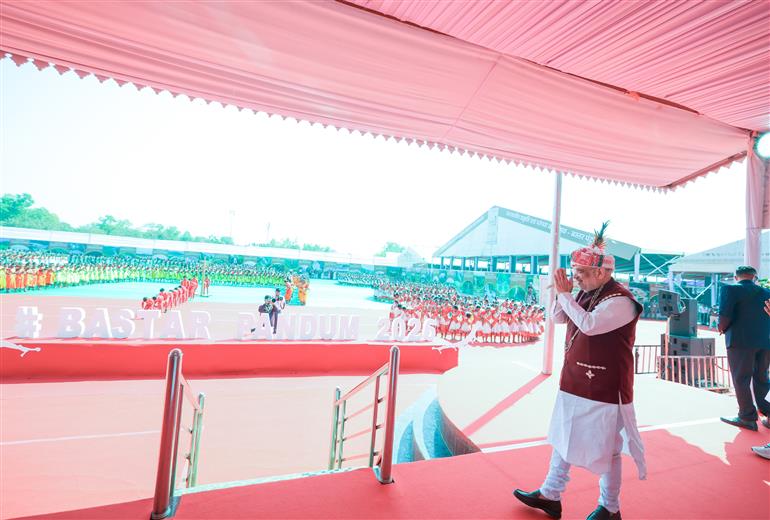 केंद्रीय गृह एवं सहकारिता मंत्री श्री अमित शाह ने 9 फ़रवरी 2026 को छत्तीसगढ़ के जगदलपुर में आयोजित ‘बस्तर पंडुम – 2026’ के समापन समारोह में मुख्य अतिथि के रूप में शिरकत की।