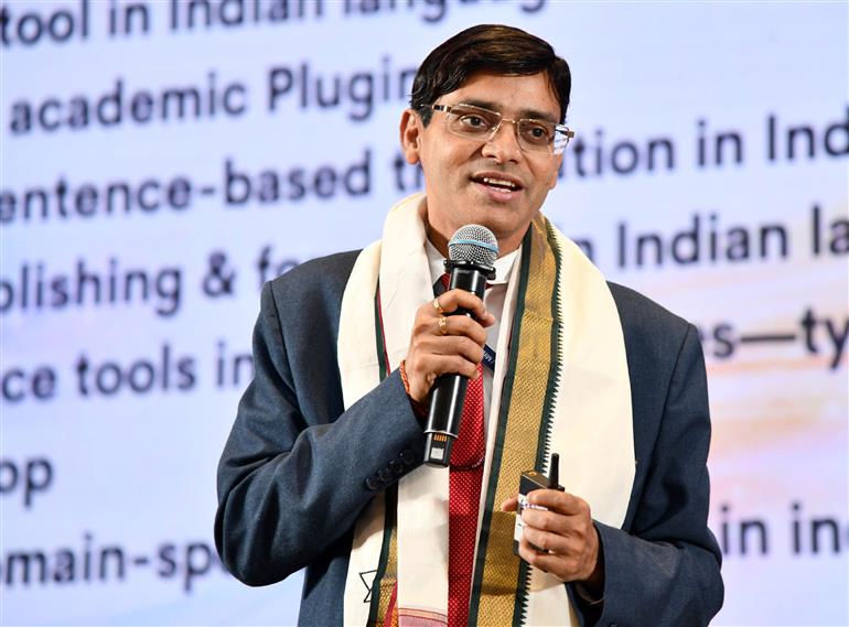 13 फरवरी 2026 को नई दिल्ली में शिक्षा मंत्रालय के तहत आयोजित ‘भारत बोधन एआई कॉन्क्लेव 2026’ से पहले आयोजित मीडिया राउंडटेबल संवाद की झलकियाँ।