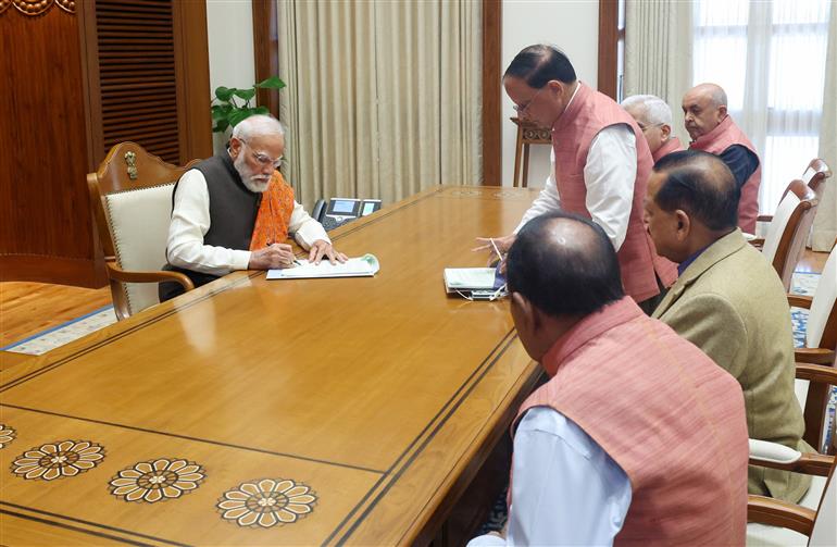 प्रधानमंत्री श्री नरेन्द्र मोदी ने 13 फरवरी 2026 को नई दिल्ली के सेवा तीर्थ में आयोजित सार्वजनिक कार्यक्रम में शिरकत की।
