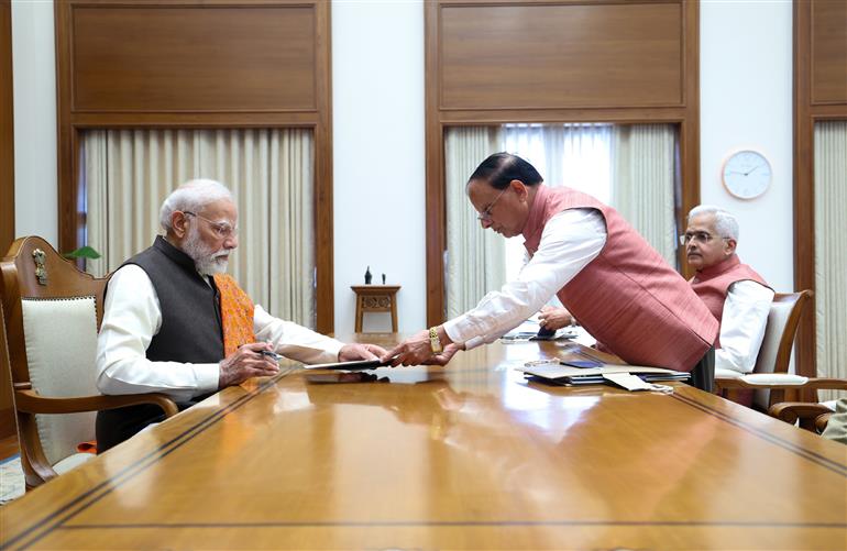 प्रधानमंत्री श्री नरेन्द्र मोदी ने 13 फरवरी 2026 को नई दिल्ली के सेवा तीर्थ में आयोजित सार्वजनिक कार्यक्रम में शिरकत की।
