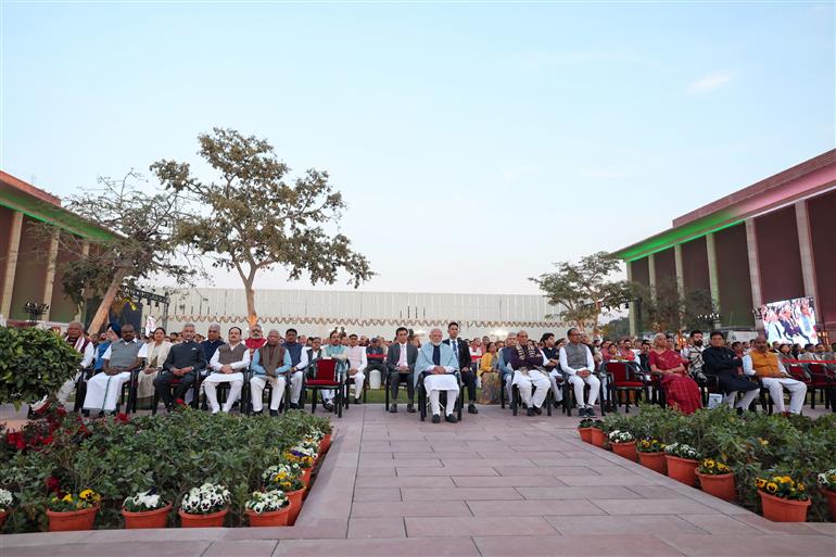 प्रधानमंत्री श्री नरेन्द्र मोदी ने 13 फरवरी 2026 को नई दिल्ली में सेवा तीर्थ में आयोजित सार्वजनिक कार्यक्रम में शिरकत की।