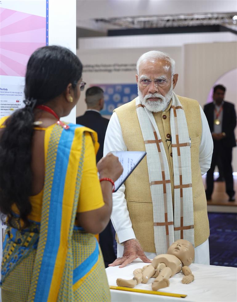 प्रधानमंत्री श्री नरेन्द्र मोदी 16 फरवरी, 2026 को नई दिल्ली स्थित भारत मंडपम में आयोजित इंडिया एआई इम्पैक्ट एक्सपो 2026 के उद्घाटन में शामिल हुए।:Prime Minister