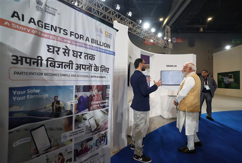 प्रधानमंत्री श्री नरेन्द्र मोदी 16 फरवरी, 2026 को नई दिल्ली स्थित भारत मंडपम में आयोजित इंडिया एआई इम्पैक्ट एक्सपो 2026 के उद्घाटन में शामिल हुए।:Prime Minister