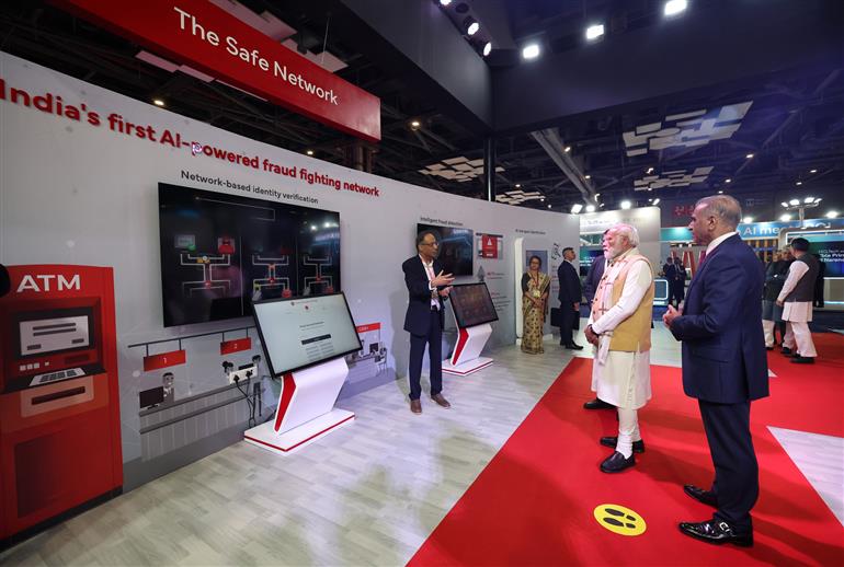 प्रधानमंत्री श्री नरेन्द्र मोदी 16 फरवरी, 2026 को नई दिल्ली स्थित भारत मंडपम में आयोजित इंडिया एआई इम्पैक्ट एक्सपो 2026 के उद्घाटन में शामिल हुए।:Prime Minister