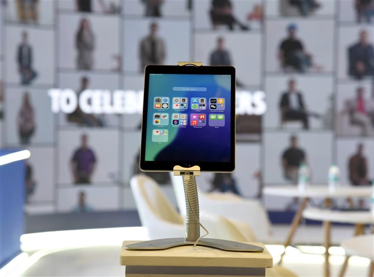 17 फरवरी, 2026 को नई दिल्ली स्थित भारत मंडपम में आयोजित एआई इम्पैक्ट समिट- 2026 की झलकियां।
:Ministry of Electronics & IT