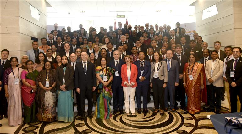 :Ministry of Education