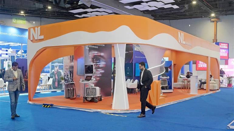 19 फरवरी, 2026 को नई दिल्ली स्थित भारत मंडपम में इंडिया एआई इम्पैक्ट समिट - 2026 की झलकियां।