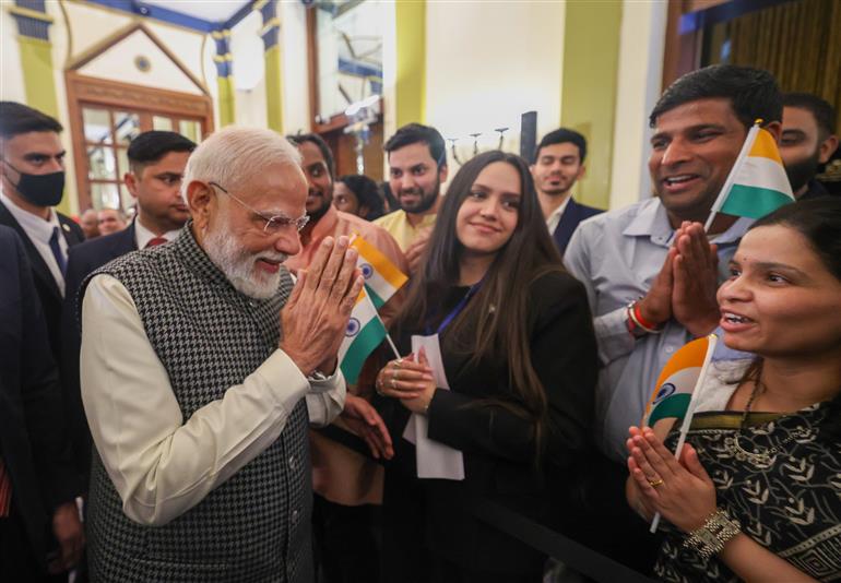 प्रधानमंत्री श्री नरेन्द्र मोदी का 25 फरवरी, 2026 को इजरायल के किंग डेविड होटल में भारतीय समुदाय ने उत्साह के साथ स्वागत किया।:Prime Minister