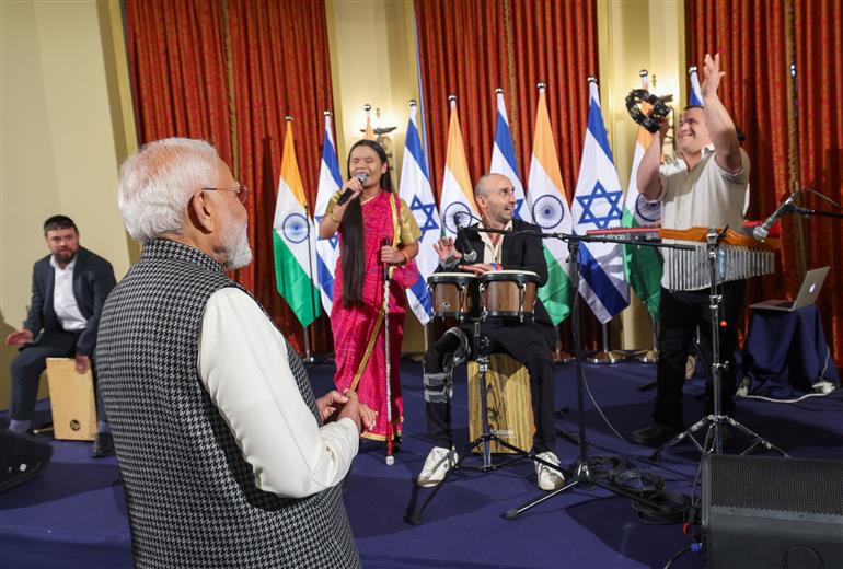 प्रधानमंत्री श्री नरेन्द्र मोदी का 25 फरवरी, 2026 को इजरायल के किंग डेविड होटल में भारतीय समुदाय ने उत्साह के साथ स्वागत किया।