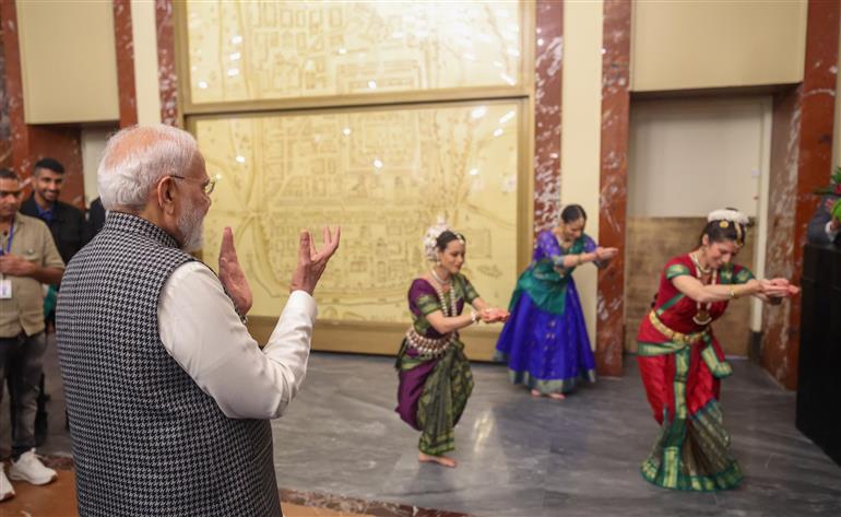 प्रधानमंत्री श्री नरेन्द्र मोदी का 25 फरवरी, 2026 को इजरायल के किंग डेविड होटल में भारतीय समुदाय ने उत्साह के साथ स्वागत किया।