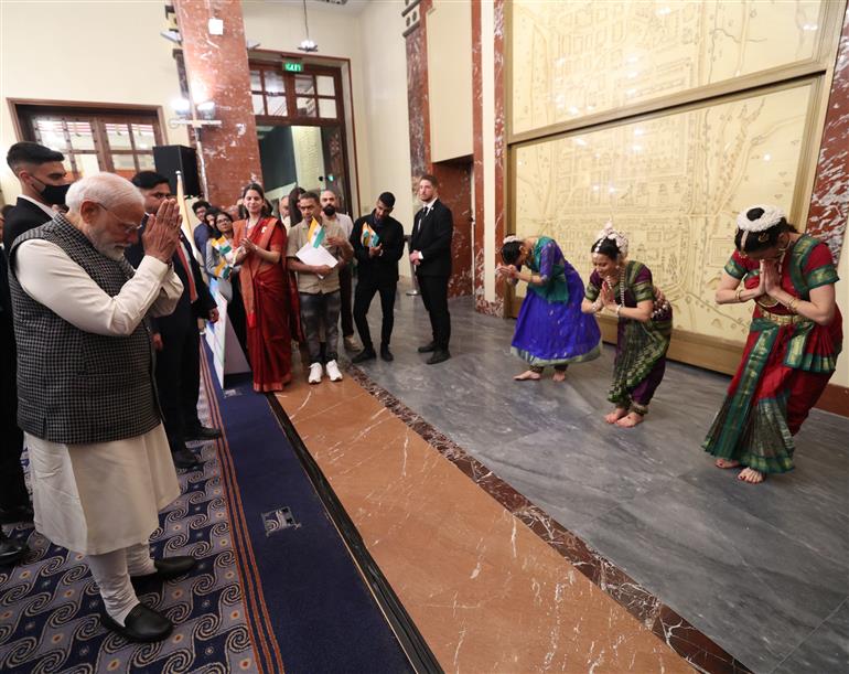 प्रधानमंत्री श्री नरेन्द्र मोदी का 25 फरवरी, 2026 को इजरायल के किंग डेविड होटल में भारतीय समुदाय ने उत्साह के साथ स्वागत किया।