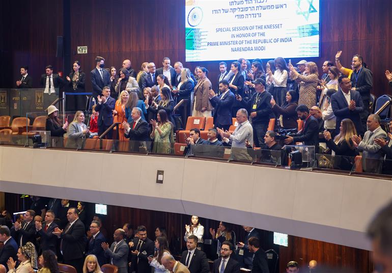 प्रधानमंत्री श्री नरेन्द्र मोदी का 25 फरवरी, 2026 को इजरायल की संसद नेसेट पहुंचने पर भव्य स्वागत किया गया।:Prime Minister