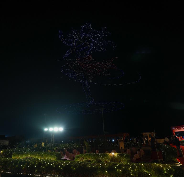 PM observes the spectacular drone show as part of his participation in the ‘Somnath Swabhiman Parv’ at Somnath Temple, in Gujarat on January 10, 2026.