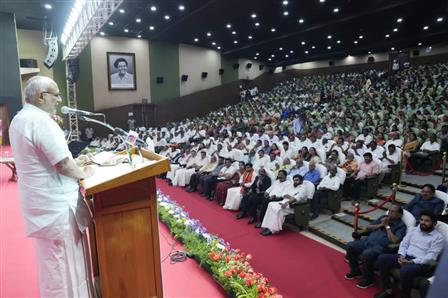 उपराष्ट्रपति श्री सी. पी. राधाकृष्णन ने 2 जनवरी 2026 को चेन्नई में आयोजित एक सार्वजनिक अभिनंदन कार्यक्रम को संबोधित किया। पदभार संभालने के बाद अपनी पहली यात्रा पर पहुंचे उपराष्ट्रपति का शहरवासियों ने गर्मजोशी और उत्साह के साथ स्वागत किया।