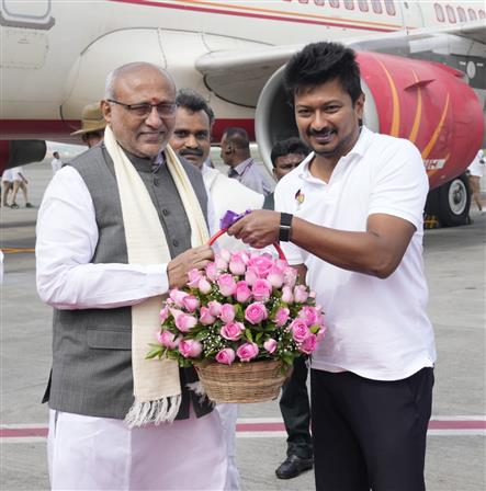 उपराष्ट्रपति श्री सी. पी. राधाकृष्णन 2 जनवरी 2026 को चेन्नई और वेल्लोर में विभिन्न कार्यक्रमों में शामिल होने के लिए तमिलनाडु पहुंचे।