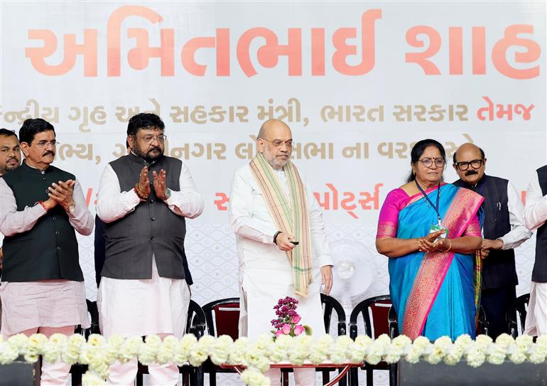 केंद्रीय गृह और सहकारिता मंत्री श्री अमित शाह ने 13 जनवरी, 2026 को गुजरात के मानसा नगर पालिका में कई विकास परियोजनाओं का उद्घाटन किया और आधारशिला रखी।