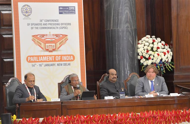 राज्यसभा के उपसभापति श्री हरिवंश 16 जनवरी, 2026 को नई दिल्ली में राष्ट्रमंडल देशों के लोकसभा अध्यक्षों और पीठासीन अधिकारियों के 28वें सम्मेलन (सीएसपीओसी) को संबोधित करते हुए।