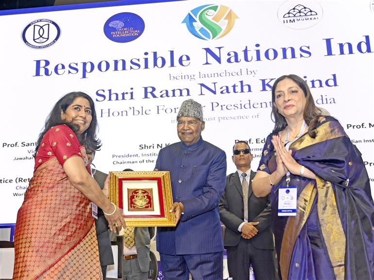 पूर्व राष्ट्रपति श्री रामनाथ कोविंद 19 जनवरी, 2026 को नई दिल्ली स्थित अंबेडकर अंतर्राष्ट्रीय केंद्र में रिस्पॉन्सिबल नेशंस इंडेक्स के लॉन्च के अवसर पर उपस्थित हैं।