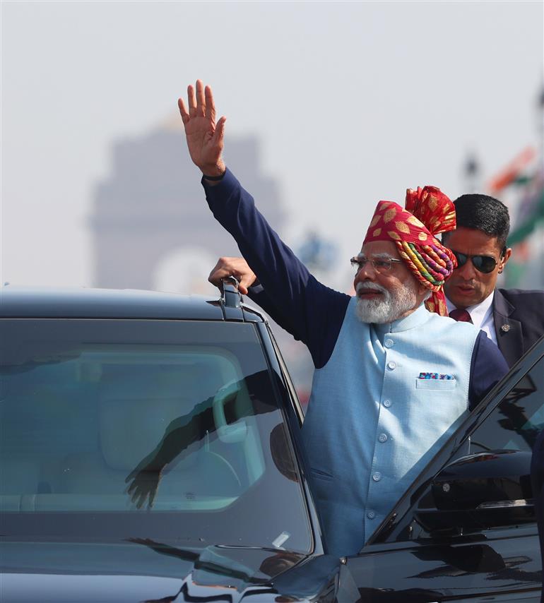 प्रधानमंत्री श्री नरेन्द्र मोदी ने 26 जनवरी 2026 को नई दिल्ली के कर्तव्य पथ पर आयोजित 77वें गणतंत्र दिवस समारोह में शिरकत की।
