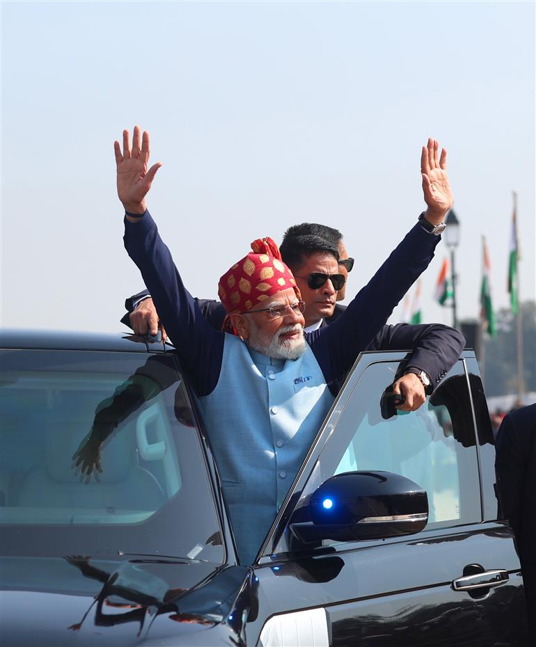 प्रधानमंत्री श्री नरेन्द्र मोदी ने 26 जनवरी 2026 को नई दिल्ली के कर्तव्य पथ पर आयोजित 77वें गणतंत्र दिवस समारोह में शिरकत की।
