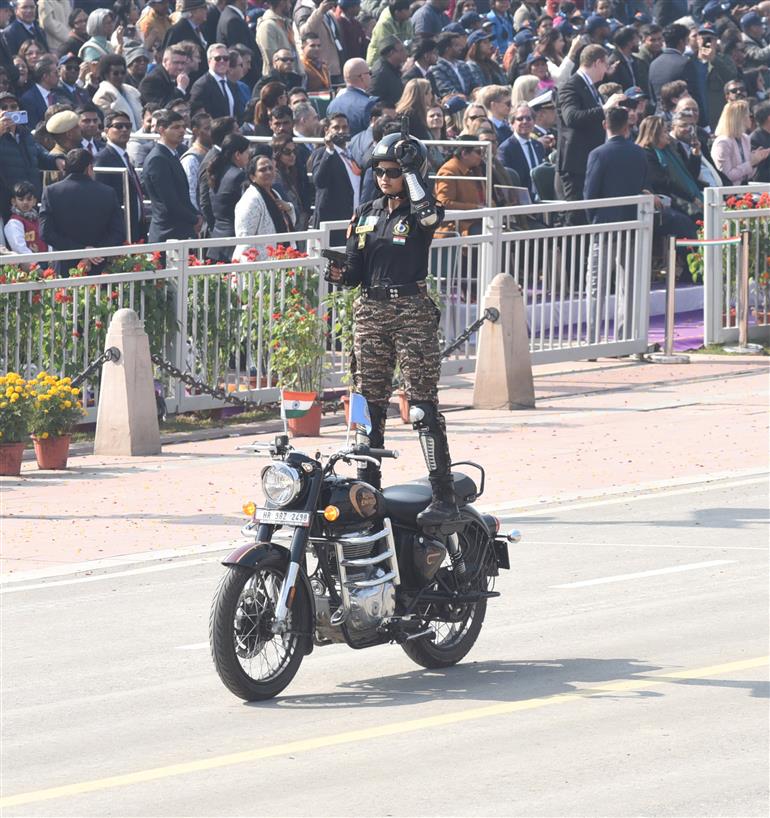 26 जनवरी 2026 को नई दिल्ली के कर्तव्य पथ पर आयोजित 77वें गणतंत्र दिवस समारोह की एक झलक।
