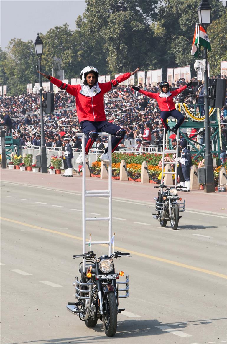 26 जनवरी, 2026 को नई दिल्ली के कर्तव्य पथ पर आयोजित 77वें गणतंत्र दिवस समारोह की झलकियां।
