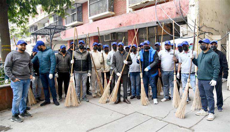 The Deputy Secretary (Admin & Cash + HOD), Ministry of Information and Broadcasting, Shri. Vijay Soni Participated in view of Swachhata Pakhwada-2026 at Shastri Bhawan in New Delhi on January 29, 2026.