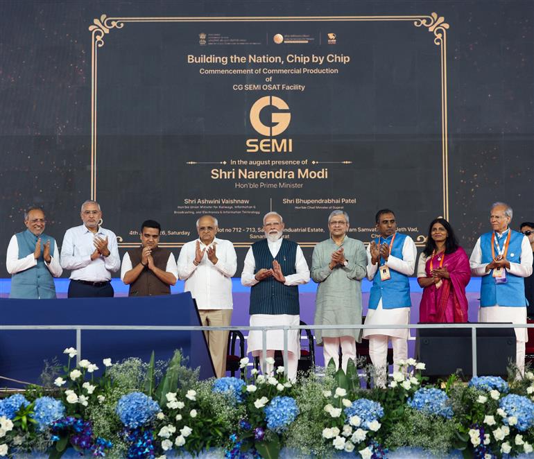  प्रधानमंत्री श्री नरेन्द्र मोदी ने 04 जुलाई, 2026 को गुजरात के साणंद में सीजी सेमी आउटसोर्स्ड सेमीकंडक्टर असेंबली एंड टेस्ट (ओएसएटी) सुविधा का उद्घाटन किया।