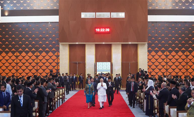 7 जुलाई, 2026 को जकार्ता, इंडोनेशिया स्थित इंडोनेशिया की संसद में प्रधानमंत्री श्री नरेन्द्र मोदी।:Prime Minister