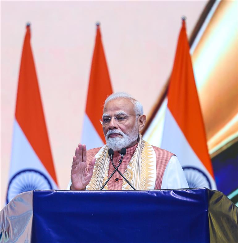 प्रधानमंत्री श्री नरेन्द्र मोदी 7 जुलाई 2026 को इंडोनेशिया में भारतीय समुदाय के कार्यक्रम को संबोधित करते हुए।
