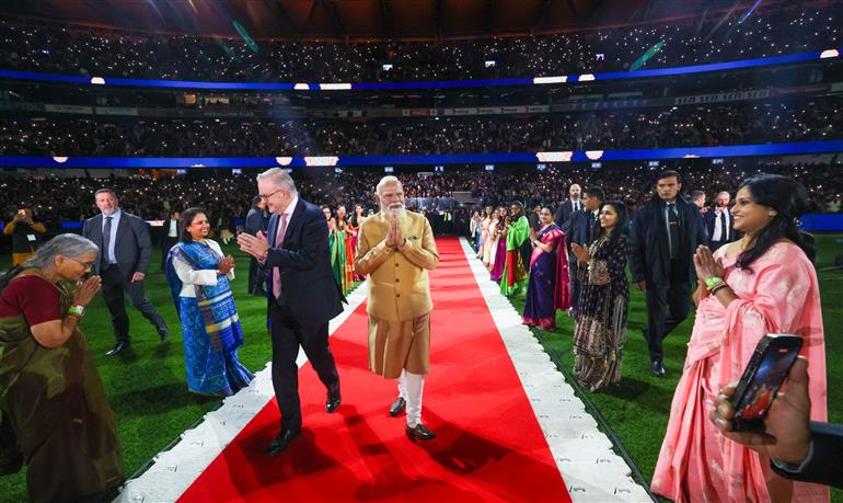 प्रधानमंत्री श्री नरेन्द्र मोदी ने 09 जुलाई, 2026 को ऑस्ट्रेलिया के मेलबर्न स्थित मार्वल स्टेडियम में आयोजित भारतीय समुदाय के कार्यक्रम में शिरकत की।:Prime Minister