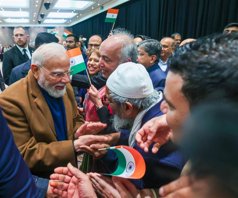 प्रधानमंत्री श्री नरेन्द्र मोदी 10 जुलाई, 2026 को न्यूज़ीलैंड के ऑकलैंड पहुंचे जहां भारतीय समुदाय ने उनका गर्मजोशी से स्वागत किया।