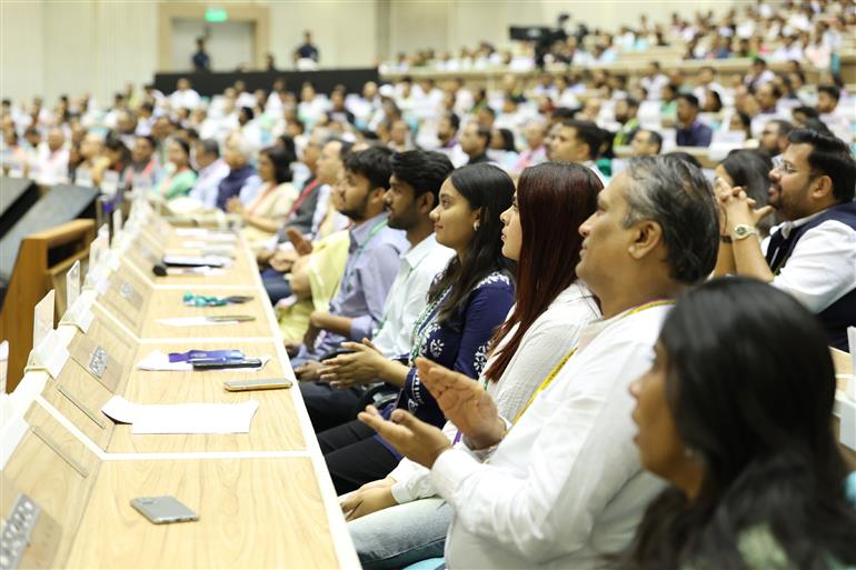 प्रधानमंत्री श्री नरेन्द्र मोदी 19 जून, 2026 को नई दिल्ली में प्रधानमंत्री विकसित भारत रोजगार योजना (पीएम-वीबीआरवाई) कार्यक्रम में शामिल हुए।