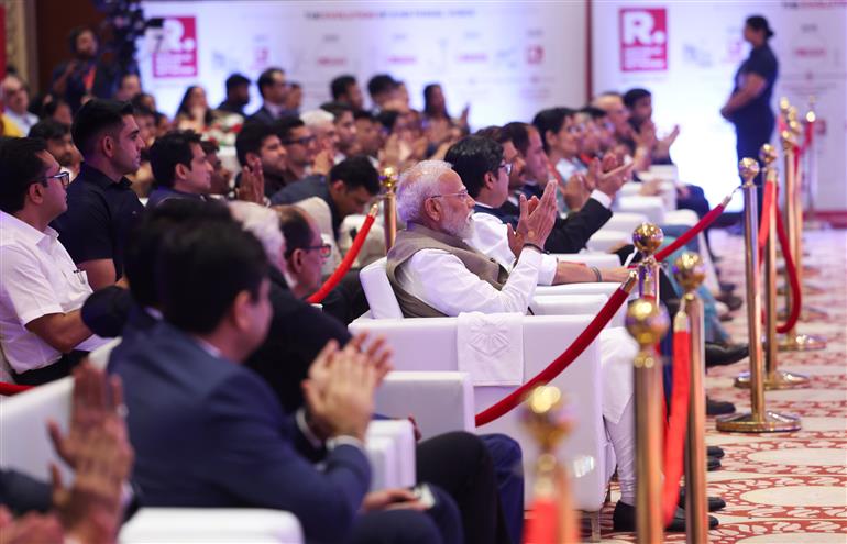 प्रधानमंत्री श्री नरेन्द्र मोदी 22 जून, 2026 को नई दिल्ली में आयोजित रिपब्लिक समिट-2026 में भाग लेते हुए।