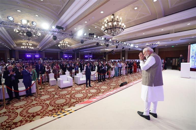 प्रधानमंत्री श्री नरेन्द्र मोदी 22 जून, 2026 को नई दिल्ली में आयोजित रिपब्लिक समिट-2026 में भाग लेते हुए।