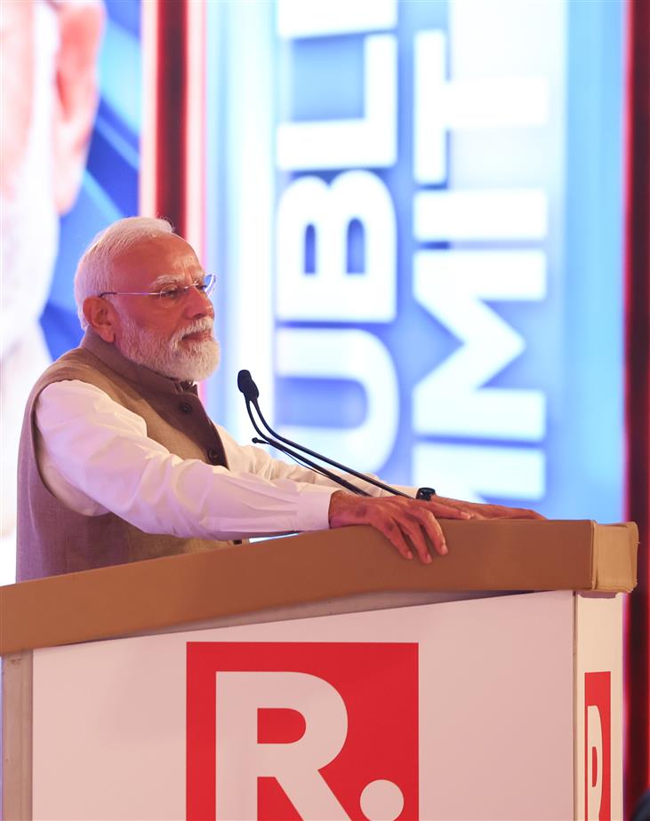 प्रधानमंत्री श्री नरेन्द्र मोदी 22 जून, 2026 को नई दिल्ली में आयोजित रिपब्लिक समिट-2026 में उपस्थित लोगों को संबोधित करते हुए।
