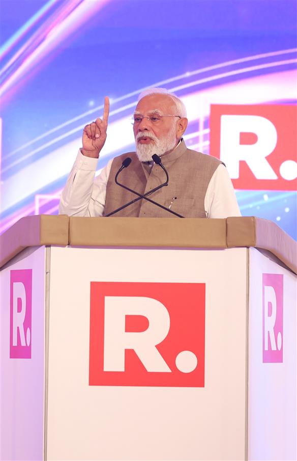 प्रधानमंत्री श्री नरेन्द्र मोदी 22 जून, 2026 को नई दिल्ली में आयोजित रिपब्लिक समिट-2026 में उपस्थित लोगों को संबोधित करते हुए।